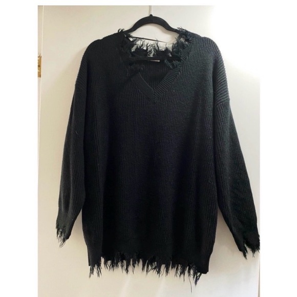 Boutique Black Frayed Distressed Sweater - Picture 7 of 8